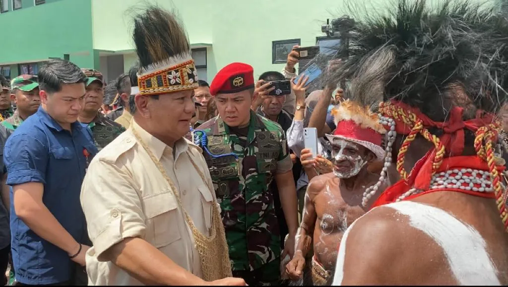 Prabowo Subianto Memberikan Sumur Rp 5 Miliar untuk Warga Kamoro di Mimika