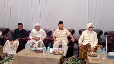 Prabowo Memohon Doa dari Kiai se-Pantura di Ponpes Langitan Tuban