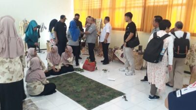 Wakil Tunisia Terkesima dengan Keramahan Orang-Orang Indonesia saat Belajar PKRS di SMPN 4 Jombang