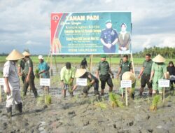 Bertemu Petani, Danrem 142/Tatag Menyatakan Ketersediaan Pangan dan Air Bersih Sebagai Ancaman Baru