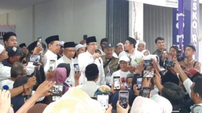 Anies Baswedan Mengunjungi Pondok Pesantren di Lasem Rembang