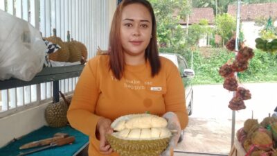 Durian Lokal Wonosalam dengan Citarasa Khasnya, Ramai Dilirik Pembeli