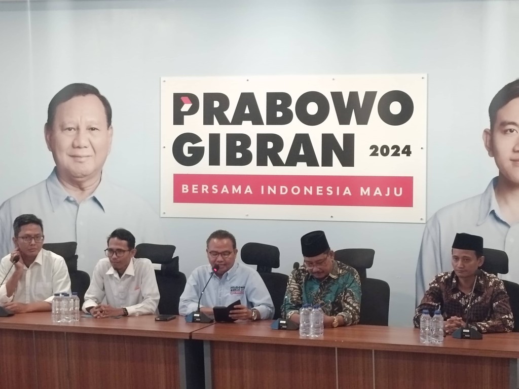 Relawan Turun Tangan dan Sahabat Ganjar Beralih Dukungan ke Prabowo-Gibran dalam Migrasi Politik