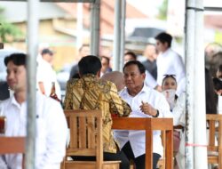 Jokowi dan Prabowo Makan Bakso Bersama, Berdoa agar Usaha Kuliner Sholeh Sukses