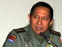 Berjuang Bersama Letnan Jenderal TNI (Purn) Johannes Suryo Prabowo