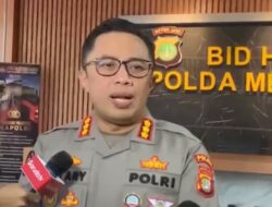 Polisi melakukan olah TKP dan pemeriksaan terhadap 4 saksi dalam penyelidikan dugaan penistaan agama yang dilakukan oleh Wanda Hara