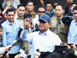 Prabowo Subianto Memilih di TPS: Menyuarakan Suara Hati, Mempertahankan TPS, Menjaga Keteraturan, Menyebarkan Damai, dan Ketenangan