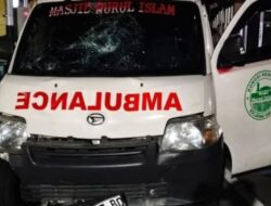 Tawuran Harus Dibubarkan, Ambulans yang Ditabrak di Padang Diduga Dikemudikan oleh Sopir yang Menggunakan Sabu