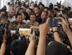 Prabowo Subianto Minta Maaf Lahir Batin kepada Rekan-Rekan Media pada Hari Kedua Lebaran