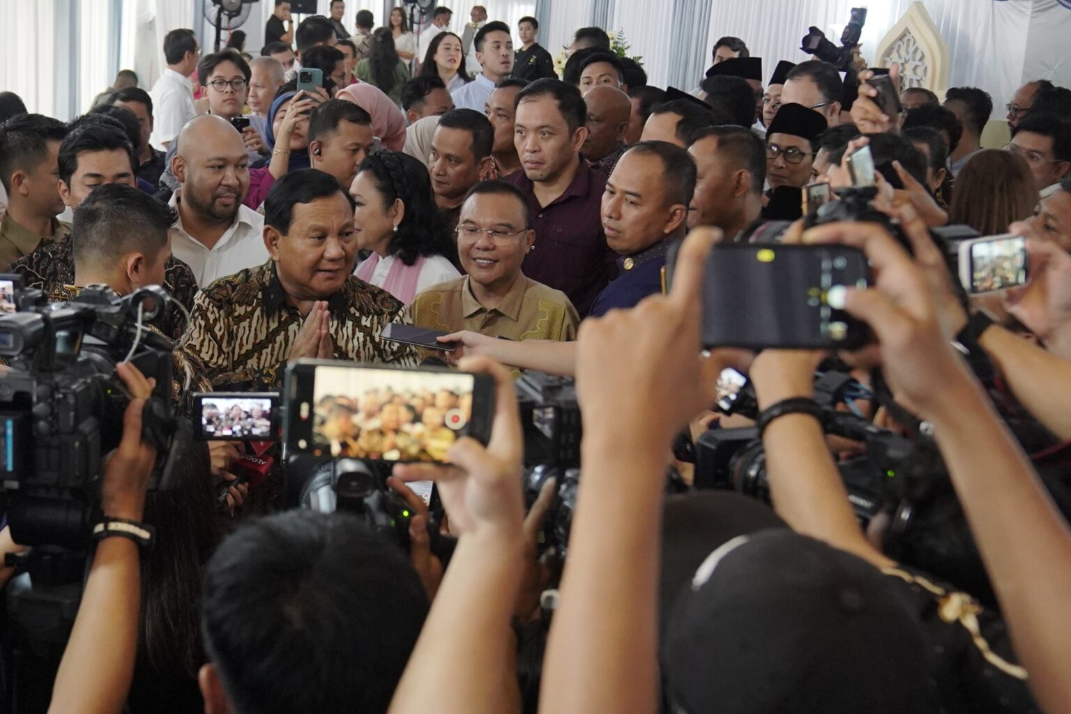 Prabowo Subianto Minta Maaf Lahir Batin kepada Rekan-Rekan Media pada Hari Kedua Lebaran