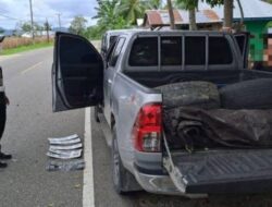 Polisi di Gorontalo Menangkap Mobil Pelat Merah yang Membawa 1 Ton Miras