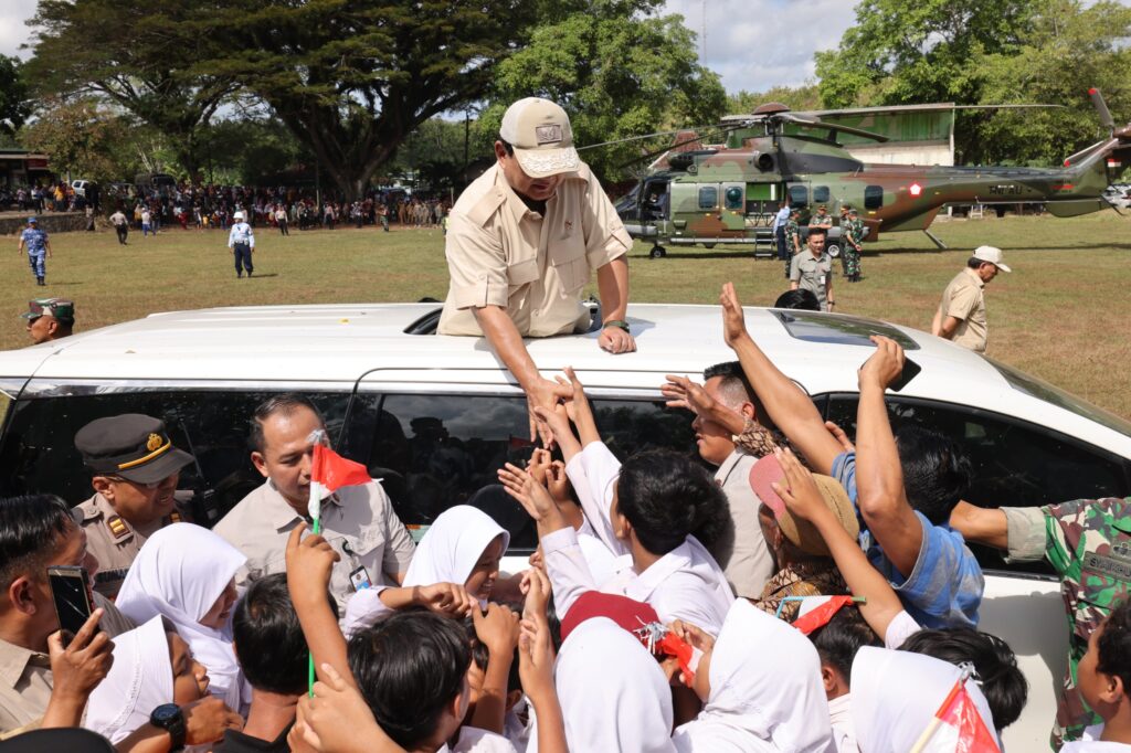 From Singapore to Yogyakarta to Jakarta, Prabowo Subianto Fully Immersed in Back-to-Back Activities