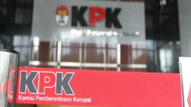 Mobil Porsche dan Uang Rp300 Juta Milik Yusup Yang Mengaku Pegawai KPK Gadungan Disita Setelah Dicokok