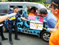 57 Adegan Rekonstruksi Kasus Pembakar Rumah Wartawan di Karo, 3 Tersangka Ditahan