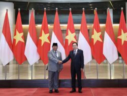 Prabowo Subianto Meets National Assembly Chair to Discuss Cooperation Potential Following Meeting with Vietnam’s President