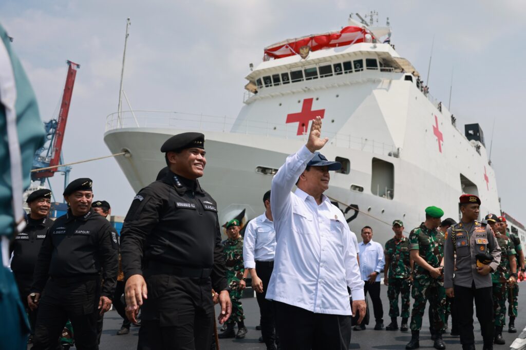 55 Kapal Perang dan 25 Pesawat Militer Indonesia Ditampilkan dalam Pertunjukan Angkatan Laut yang Spektakuler