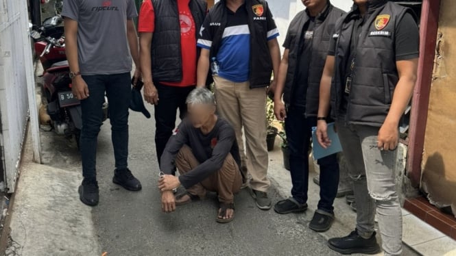 Pria Marah karena Tidak Diberikan Jatah Uang oleh Preman, Akhirnya Aniaya 2 Pengepul Rongsok di Jakbar